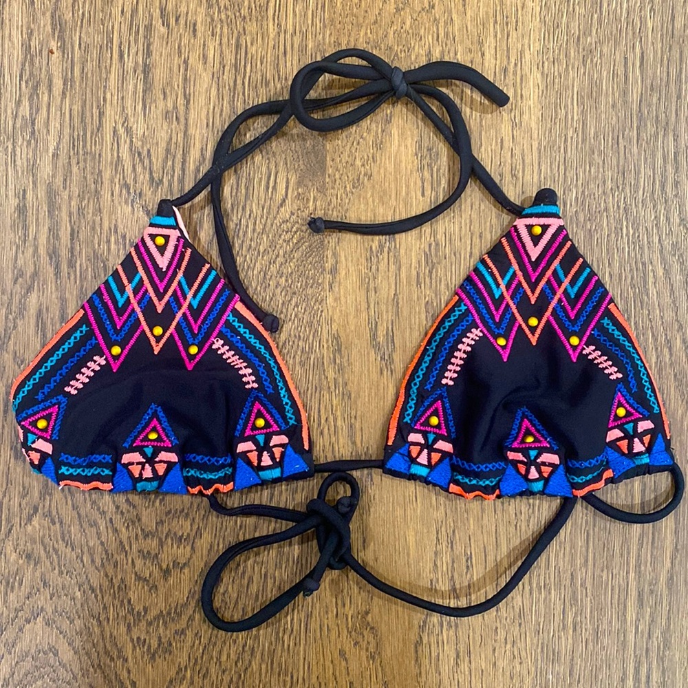 Fun Tribal Print Triangular Bikini Top Size S